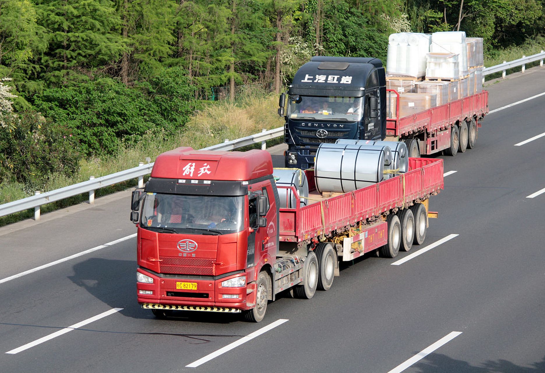 車輪上的擔當 中國貨車司機的物流運輸之路